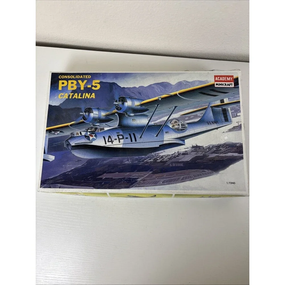Academy Minicraft  PBY-5 Catalina (Kit 2123) 1:72 Box Open,  Parts Sealed